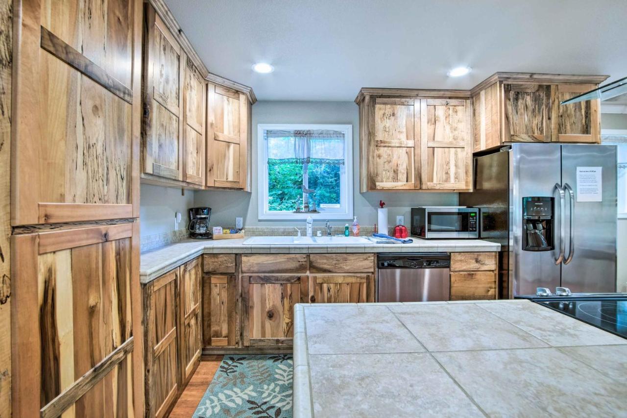 Coos Bay Retreat Less Than 2 Mi To Marina And Casino! 外观 照片